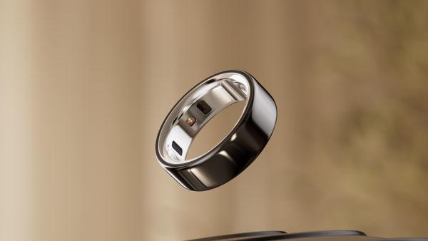 Image of the Oura Ring 4 with sensors visible